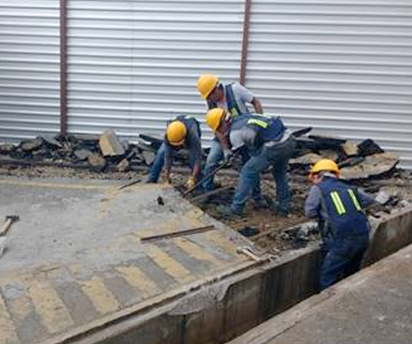 Construcción de instalaciones industriales nuevas y de complemento de procesos.